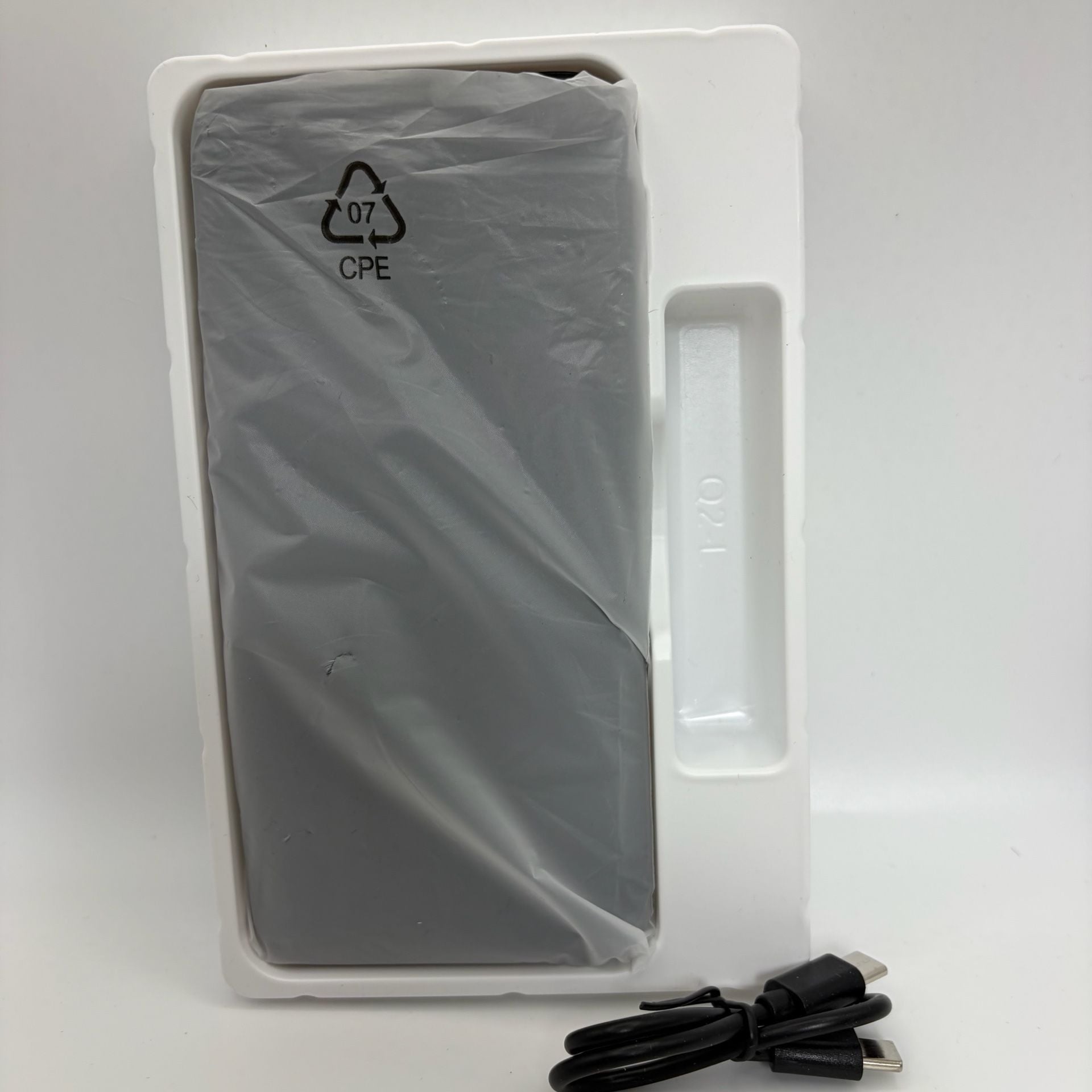 NEW Open Box 30800mAh Wireless Power Bank 15W Fast Charger HX160 Q2 7