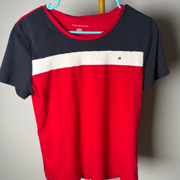 Tommy Hilfiger Colorblock T-Shirt Size XL Red White Blue Short Sleeve Cotton