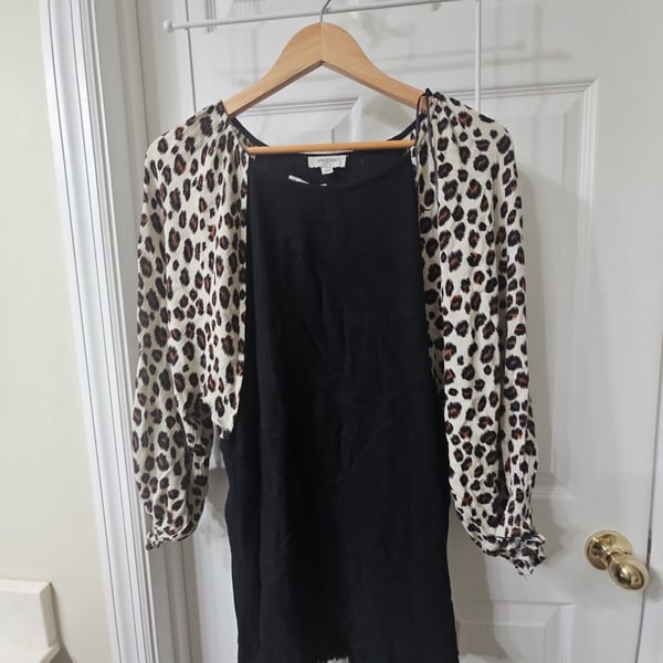 umgee Leopard Print Long Sleeve Blouse Black Size L
