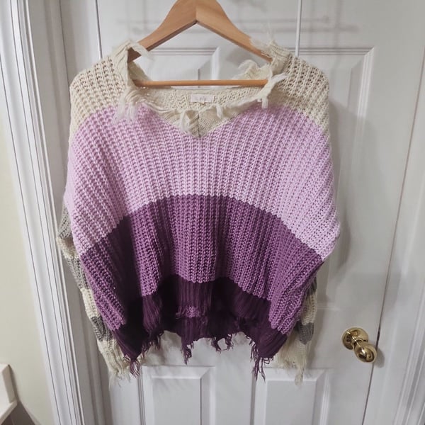 La Miel Color Block Long Sleeve Sweater Size S/M Lavender White Gray Fringe