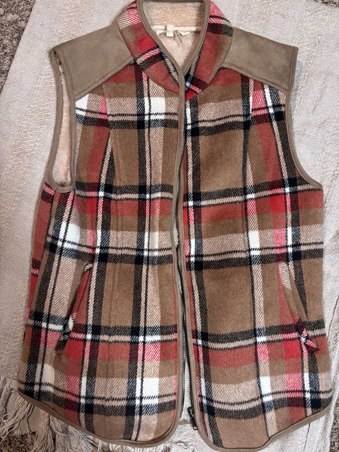 Entro Plaid Faux Shearling Sherpa Lined Warm Vest Size S Brown Red Black White 4