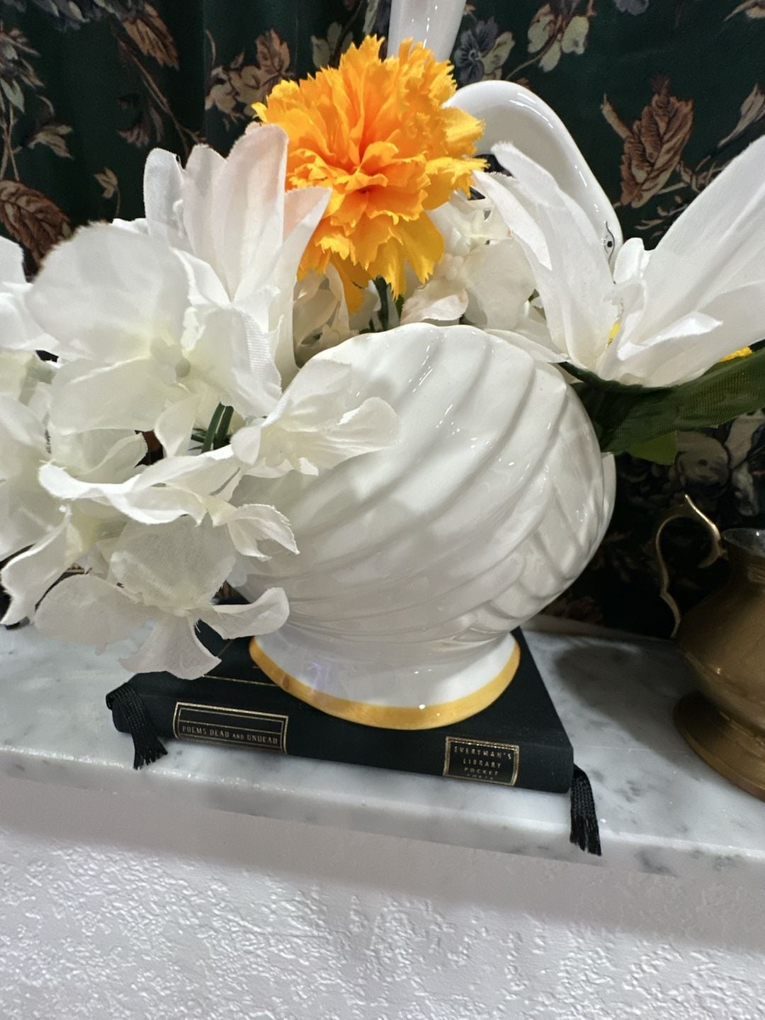 Haeger White Lusterware & Orange Swan Planter Orange & White Floral Arrangement 2