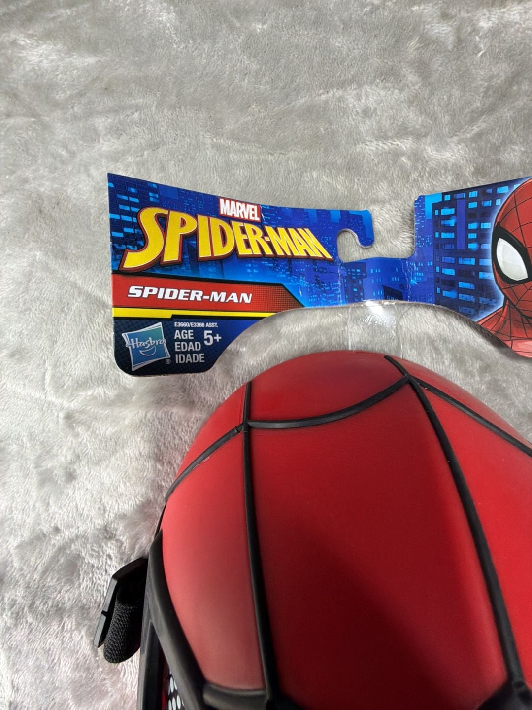 Hasbro Marvel Spider-Man Hero Mask Age 5+ Red Plastic Costume Mask 2