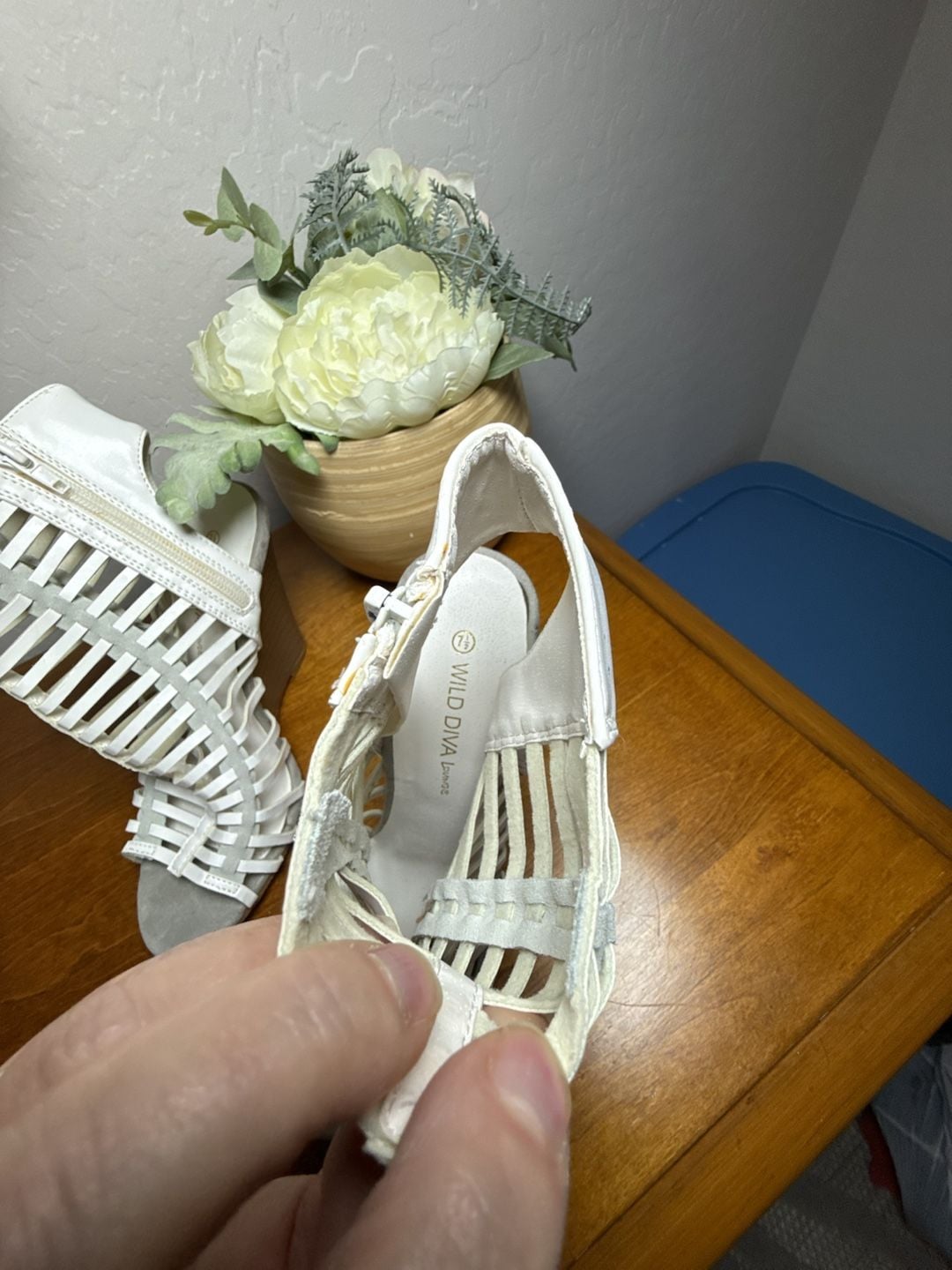 NWOT Wild Diva White Caged Gladiator Wedge Booties Size 7.5 4
