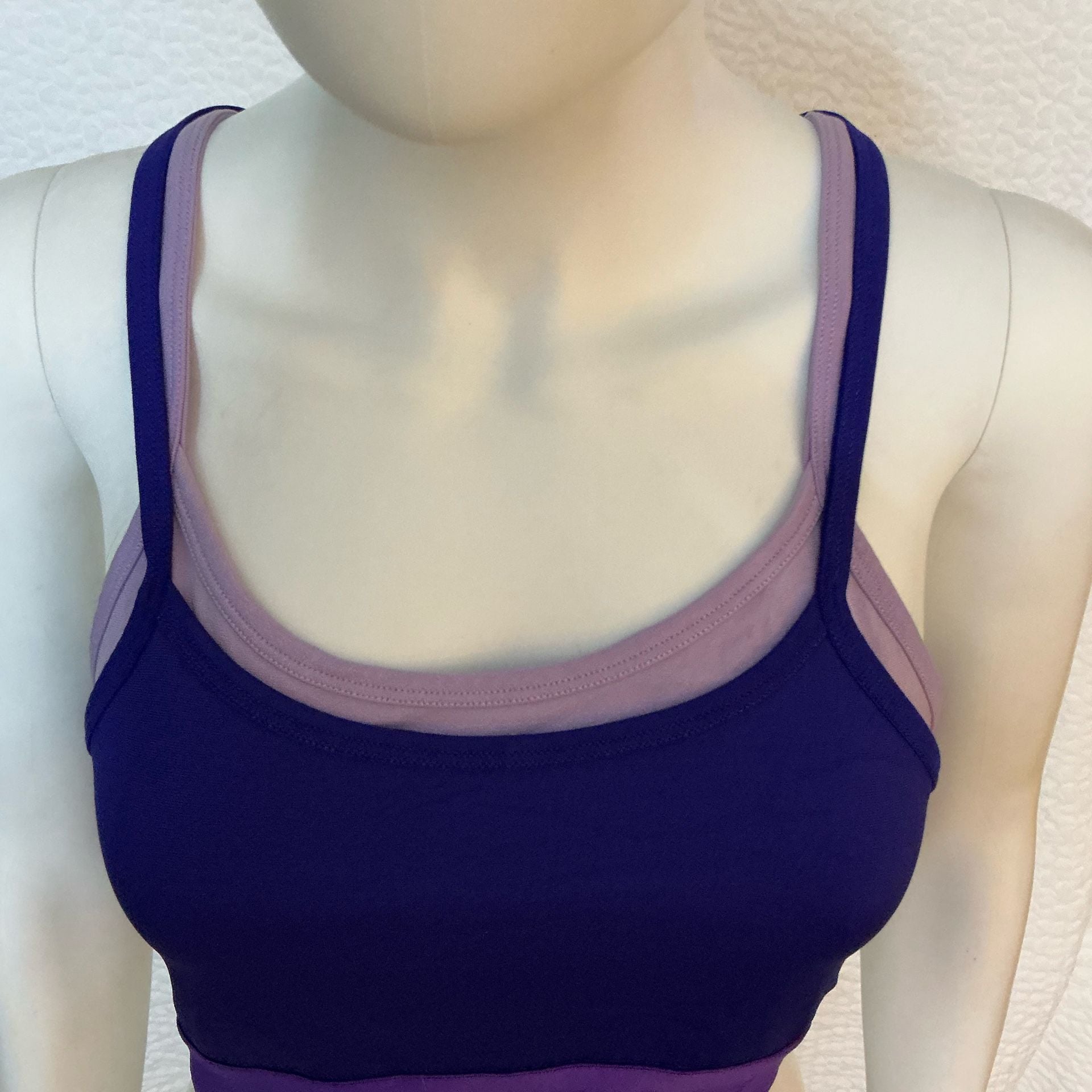 Fabletics Poppy Seamless Sports Bra Purple Strappy Crossback Size Small  7