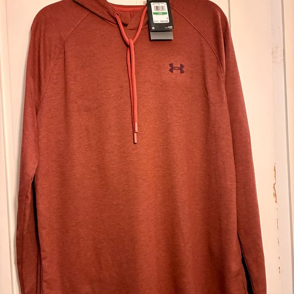 Under Armour CGI Hoodie Size L Rust Red Long Sleeve Pullover