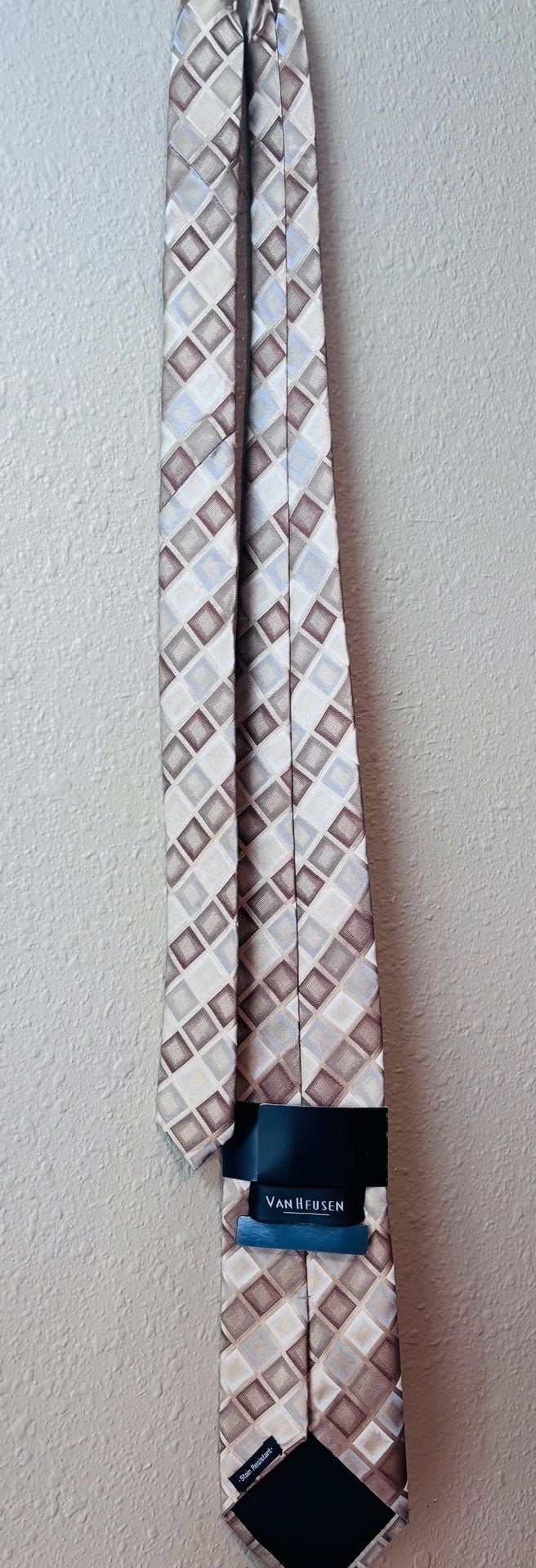 Van Heusen Brown and Beige Geometric Grid Necktie 4
