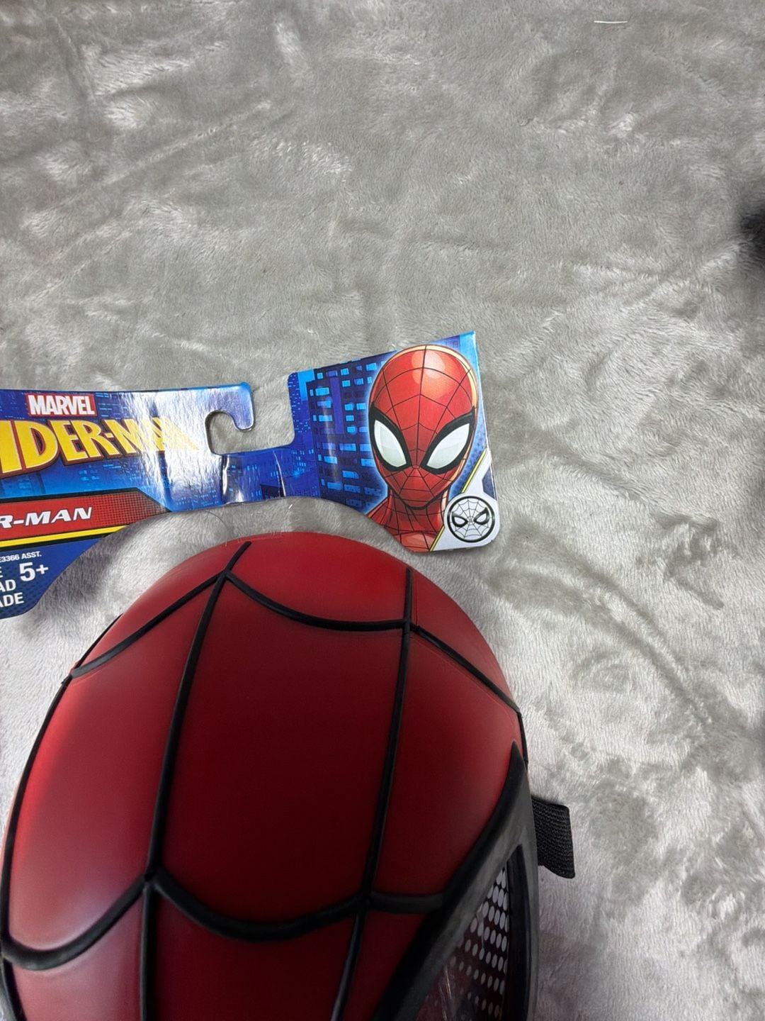 Hasbro Marvel Spider-Man Hero Mask Age 5+ Red Plastic Costume 3