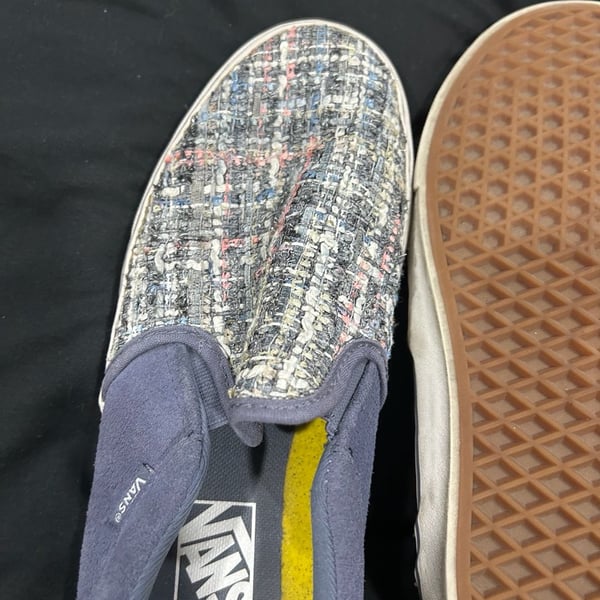 Vans LX Classic Slip-On 98 Cardigan Tweed Slip-On Sneakers womens