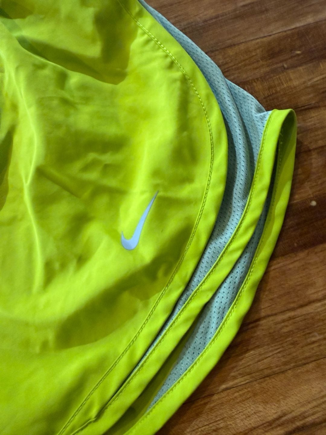 Nike Tempo Shorts Size S Yellow Running (n1) 4