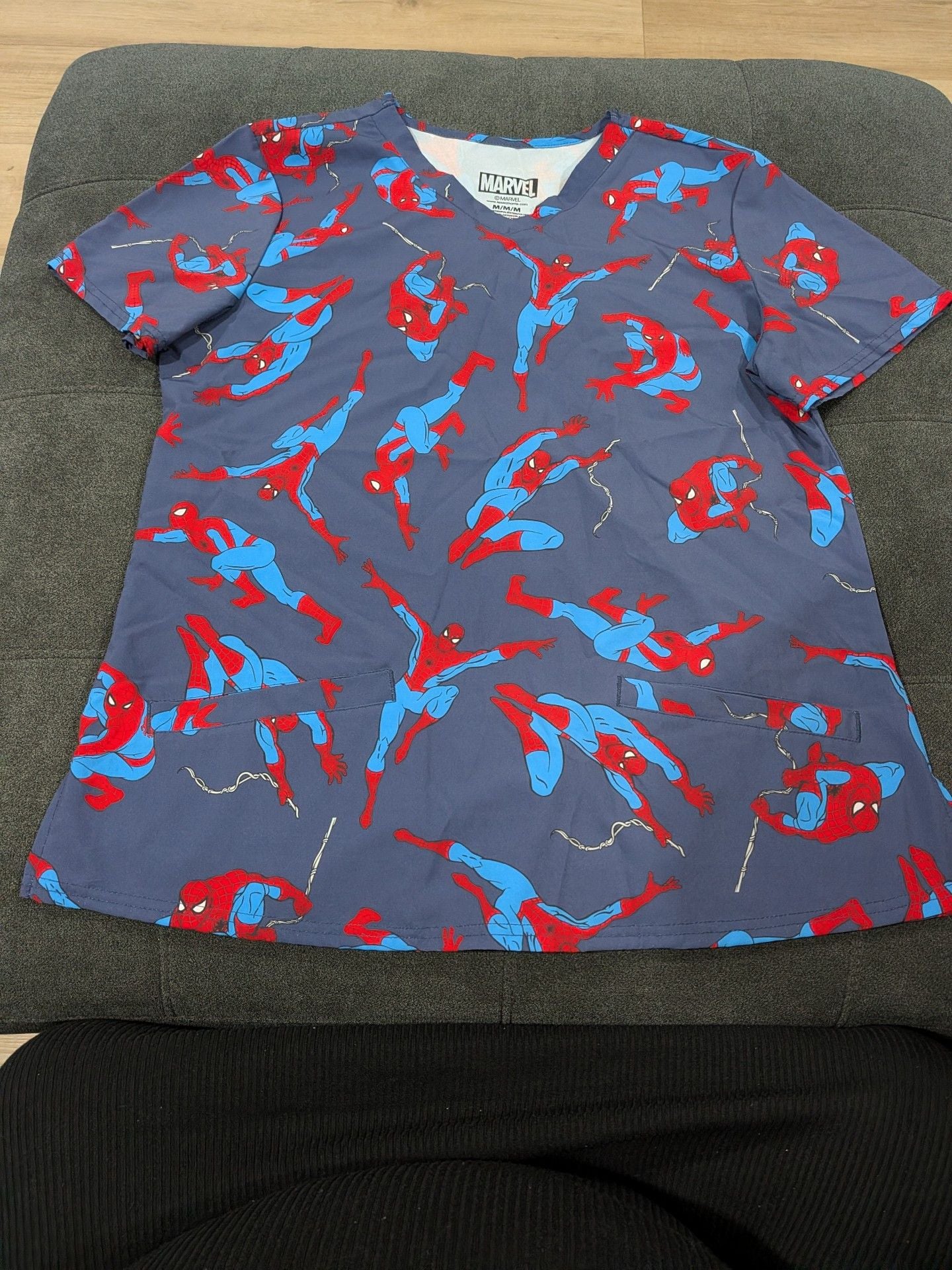 Marvel Spider-Man Scrub Top Size M MSP145A 1
