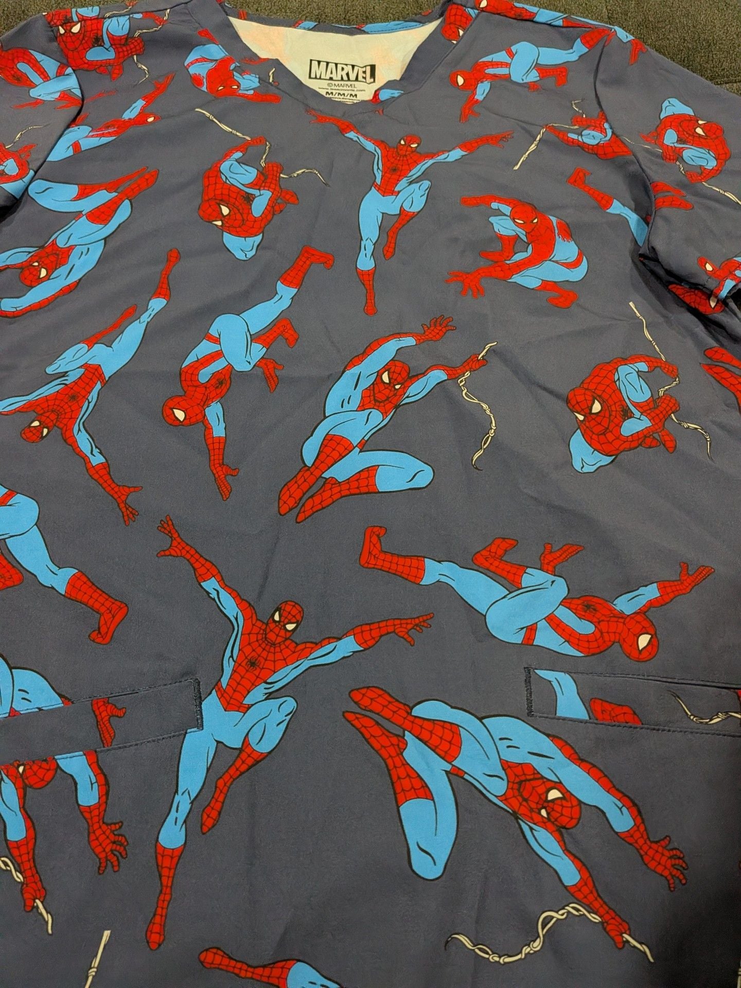 Marvel Spider-Man Scrub Top Size M MSP145A 2