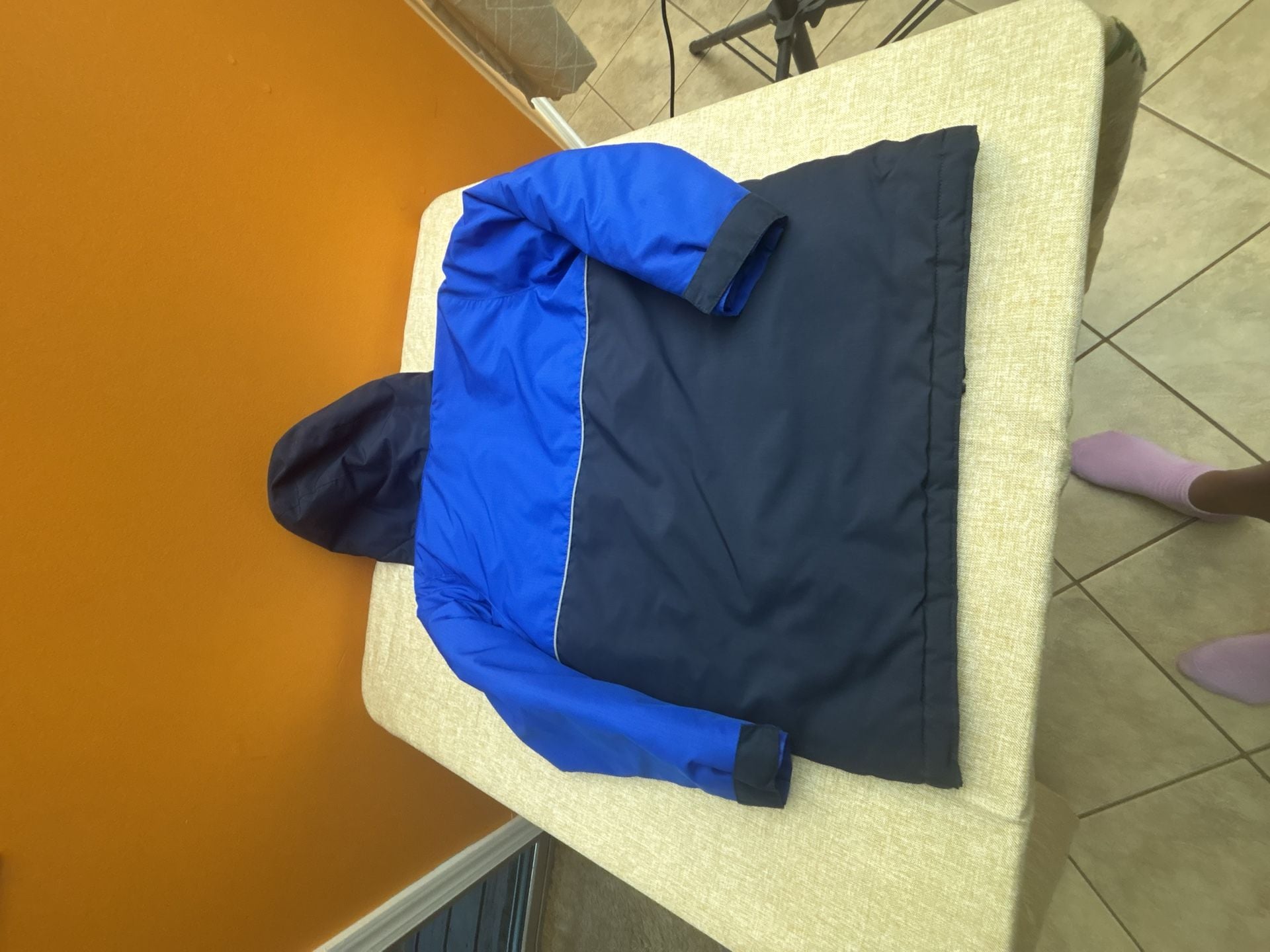 The Childrens Place Boys Blue and Navy Colorblock Hooded Jacket Size L 10/12 7