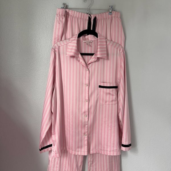 Victoria's Secret Satin Pajama Set Size XL Pink Striped