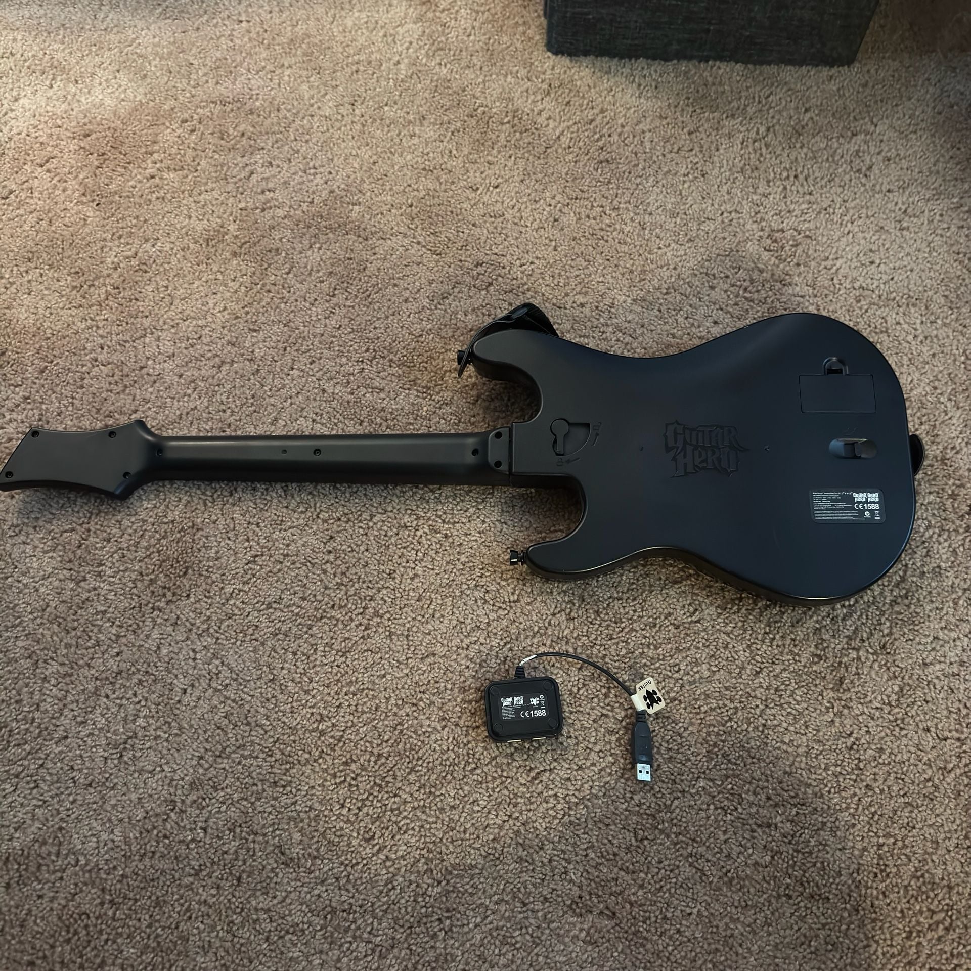 Guitar Hero 5 Wireless Guitar Red Controller PlayStation 3 W/ Dongle 2