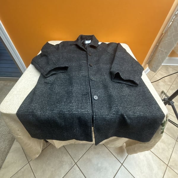 Old Navy Car Coat Size XL Black and White Plaid Wool Blend Jacket