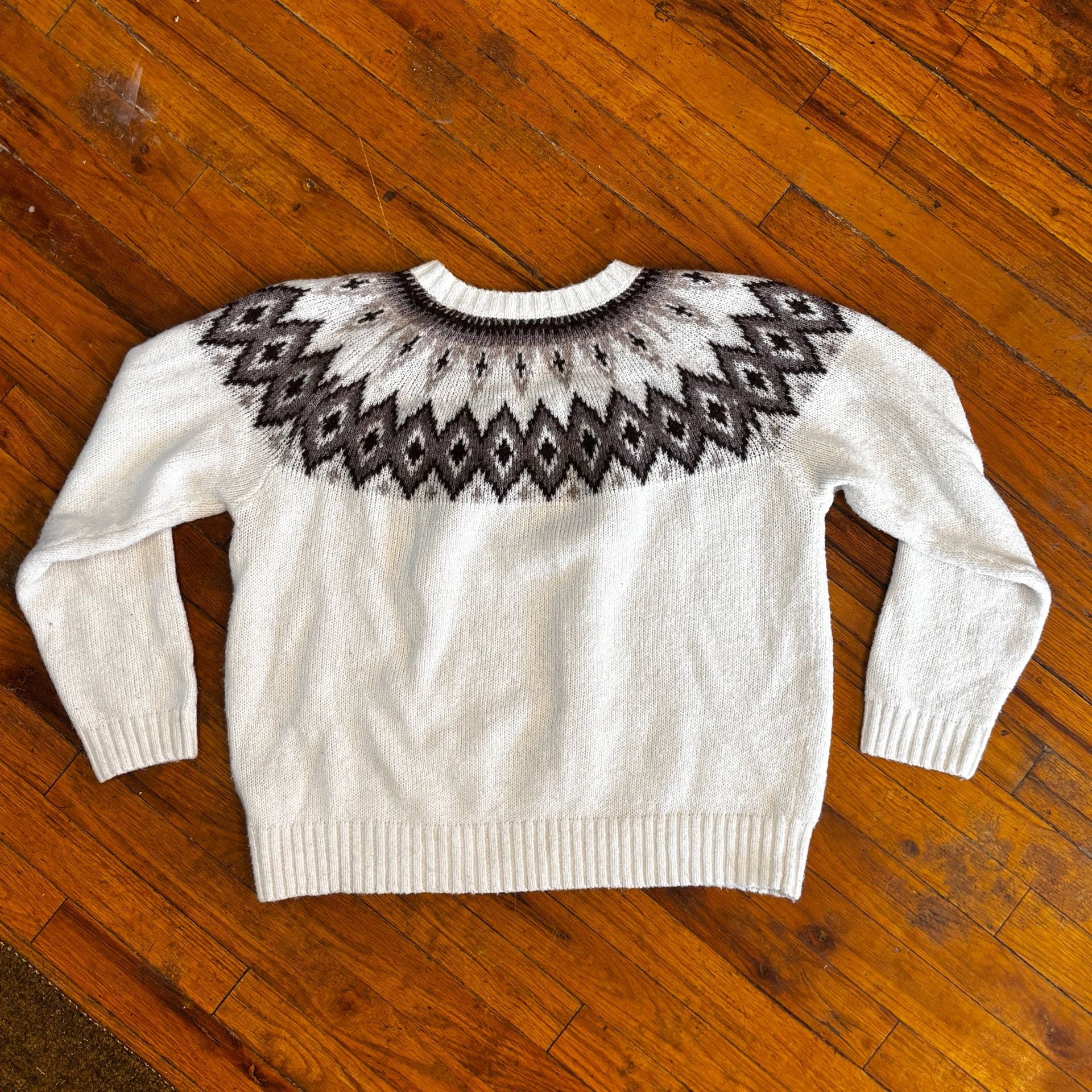 Old Navy Fair Isle Sweater Size M Cream Brown Recycled Materials 3