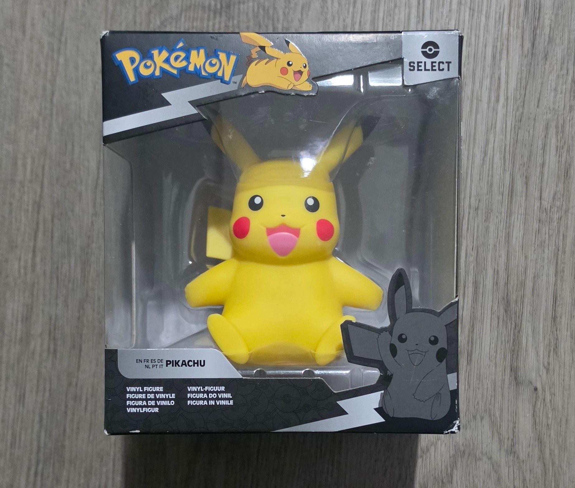 Jazwares Pokemon Select Pikachu Vinyl Figure 4" 1