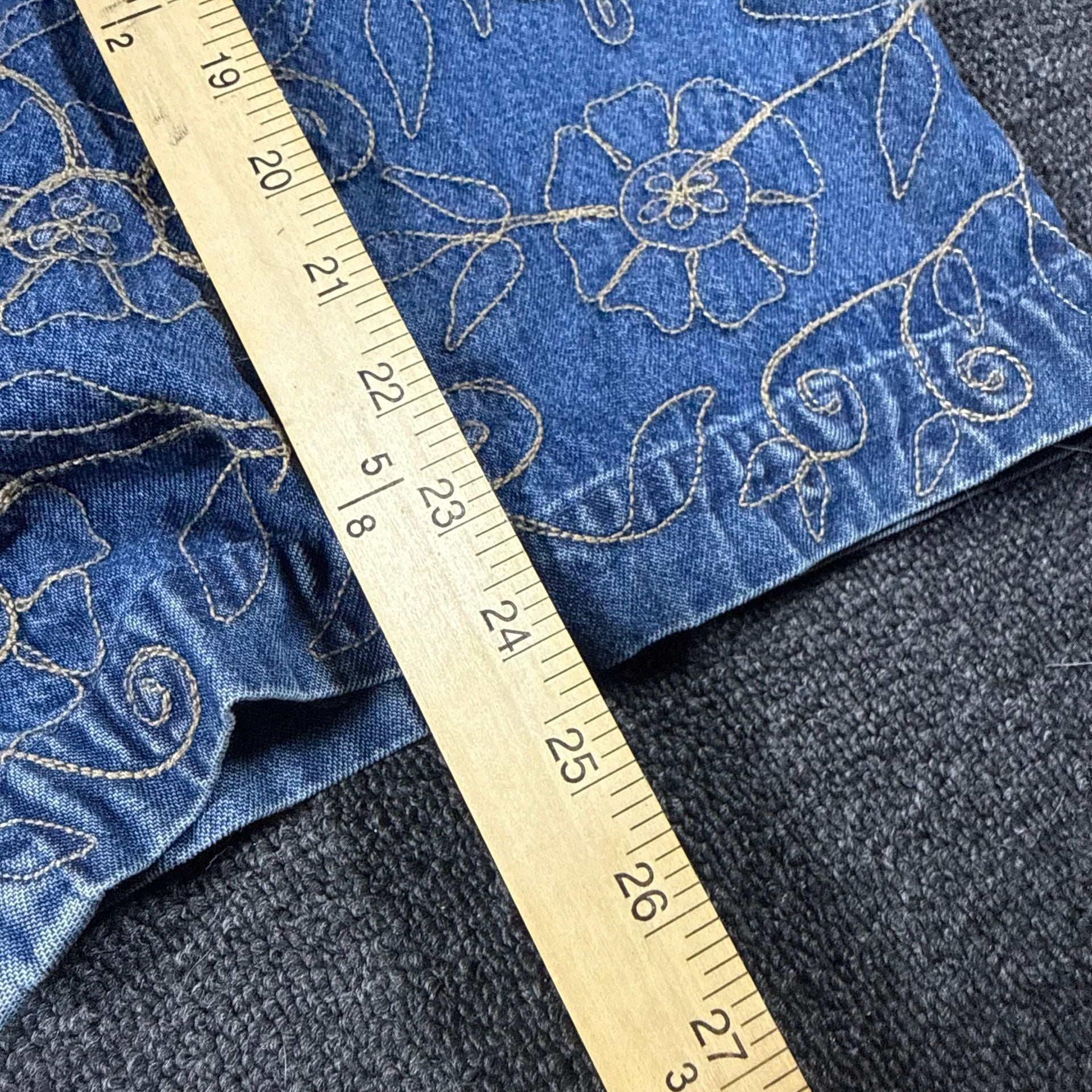 Product thumbnail 6