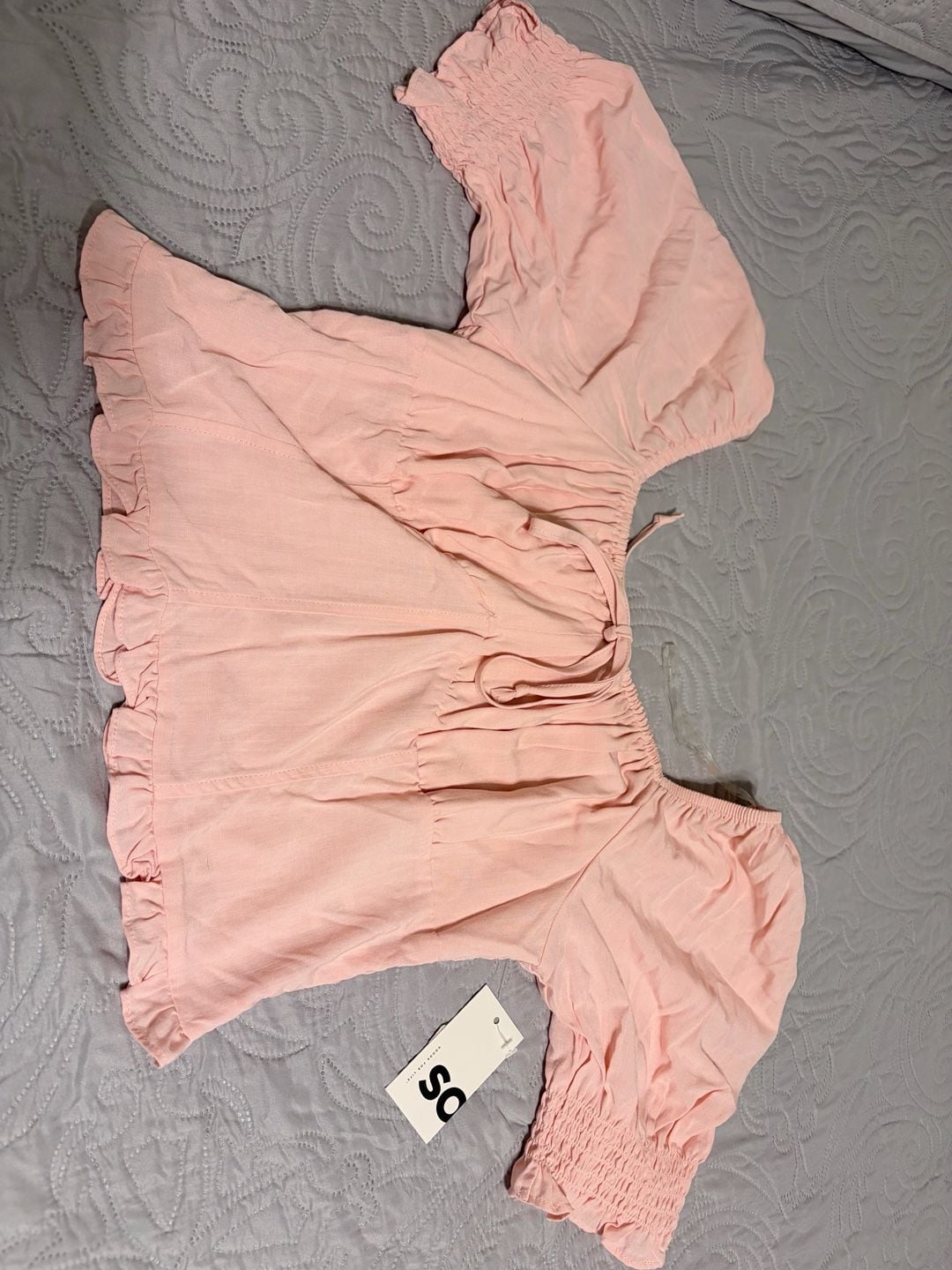 NWT SO Pink Puff Sleeve Crop Top Large Smocked Back Tie Front Ruffle Blouse 2