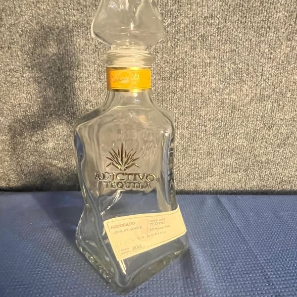 Adictivo Reposado Tequila Bottle 750ml Empty with Topper Flask