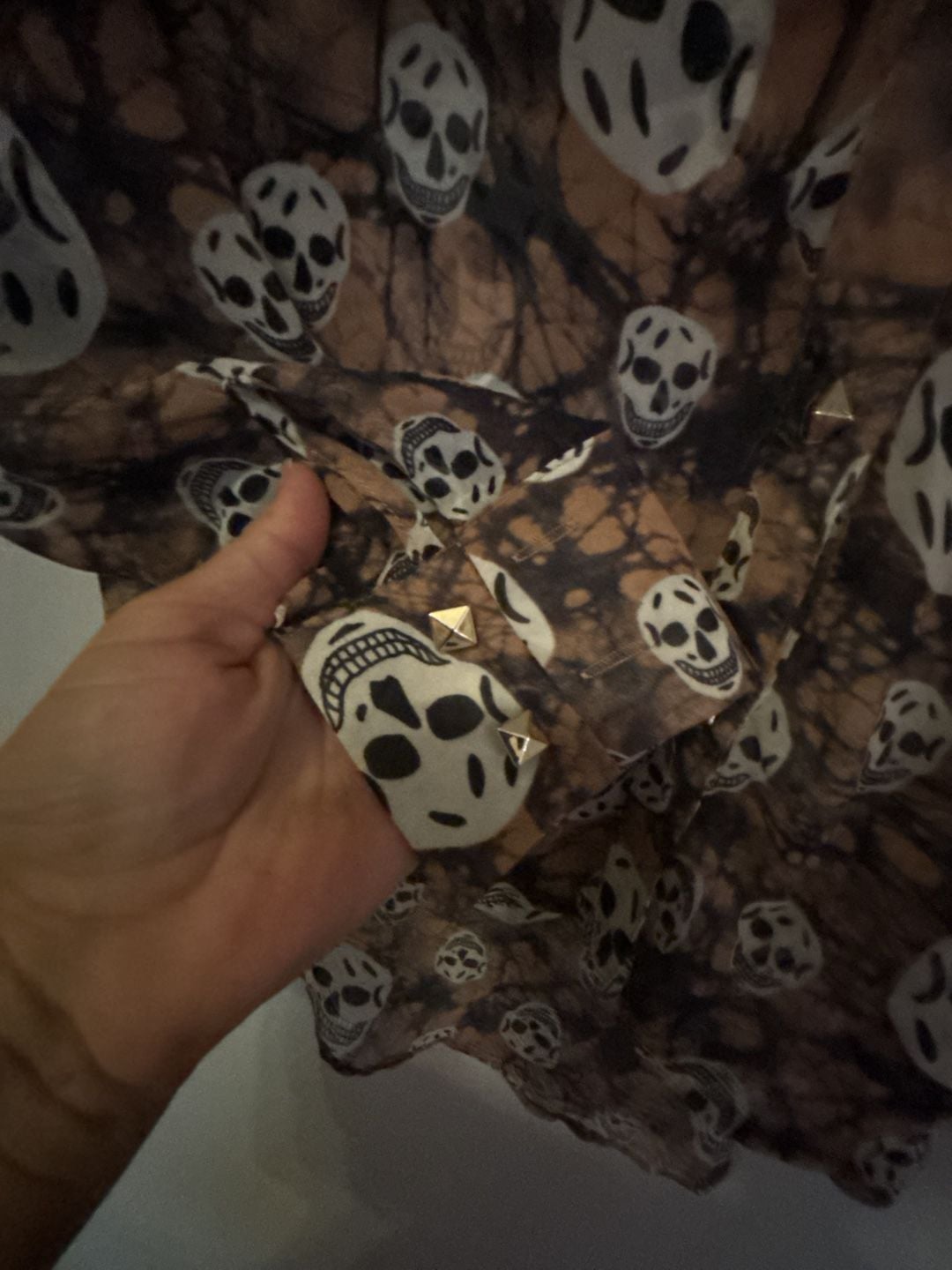 Love Culture Skull Print Long Sleeve Blouse Size S Brown Black Studded Button 6