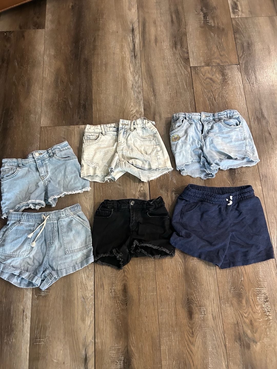 Girls Shorts Lot of 6 Assorted Styles and Colors 1
