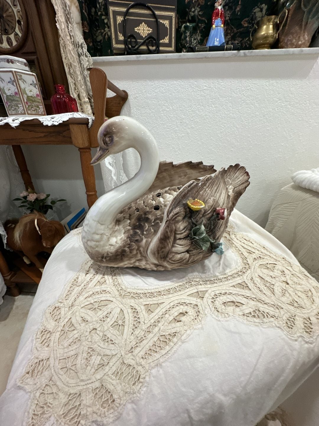 Capodimonte Style Ceramic Swan Flower Planter Centerpiece/Flower Frog 1
