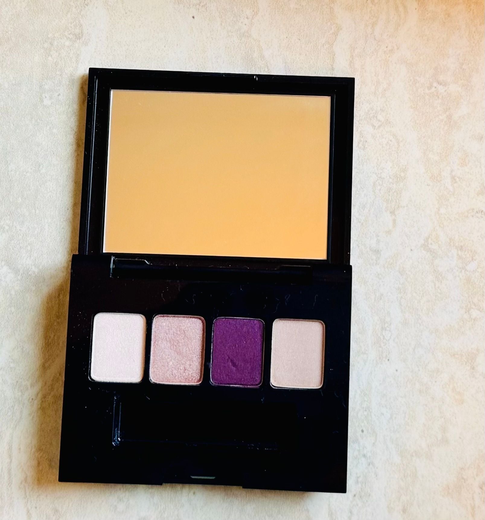Product thumbnail 3