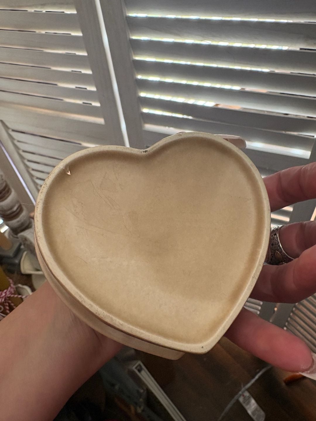 Pfaltzgraff Folk Art Heart Shaped Trinket Box with Lid 3