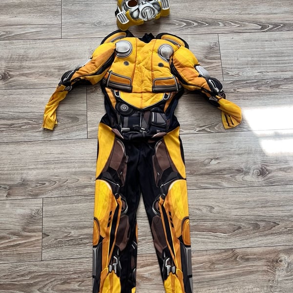 Hasbro Bumblebee Muscle Costume  Boys Size 4-6 Yellow Black