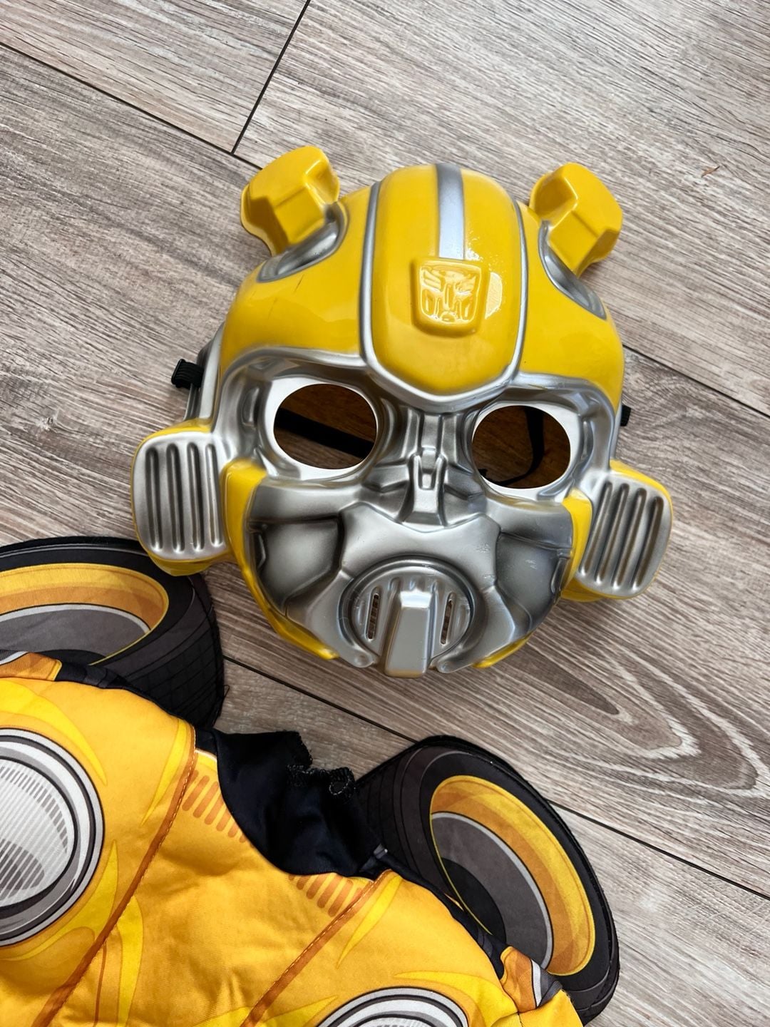 Hasbro Bumblebee Muscle Costume Boys Size 4-6 Yellow Black 2