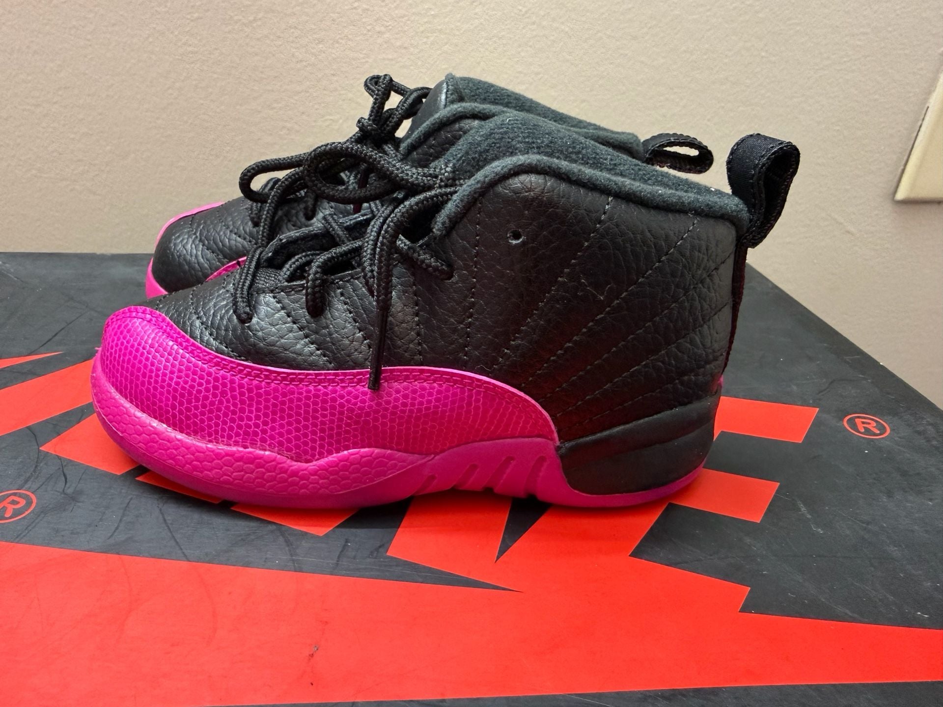 Jordan 12 Retro GP Black Deadly Pink 510816-026 Toddler Size 13C 2