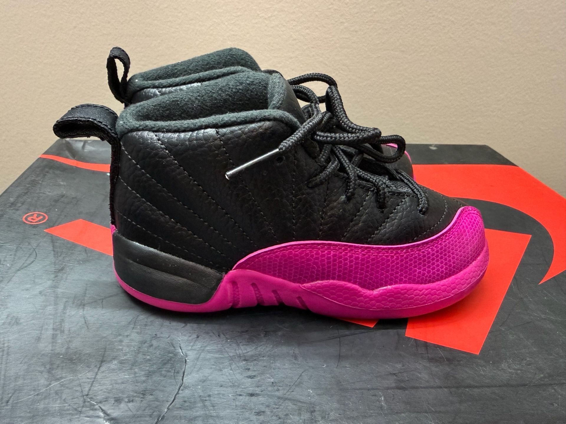 Jordan 12 Retro GP Black Deadly Pink 510816-026 Toddler Size 13C 4
