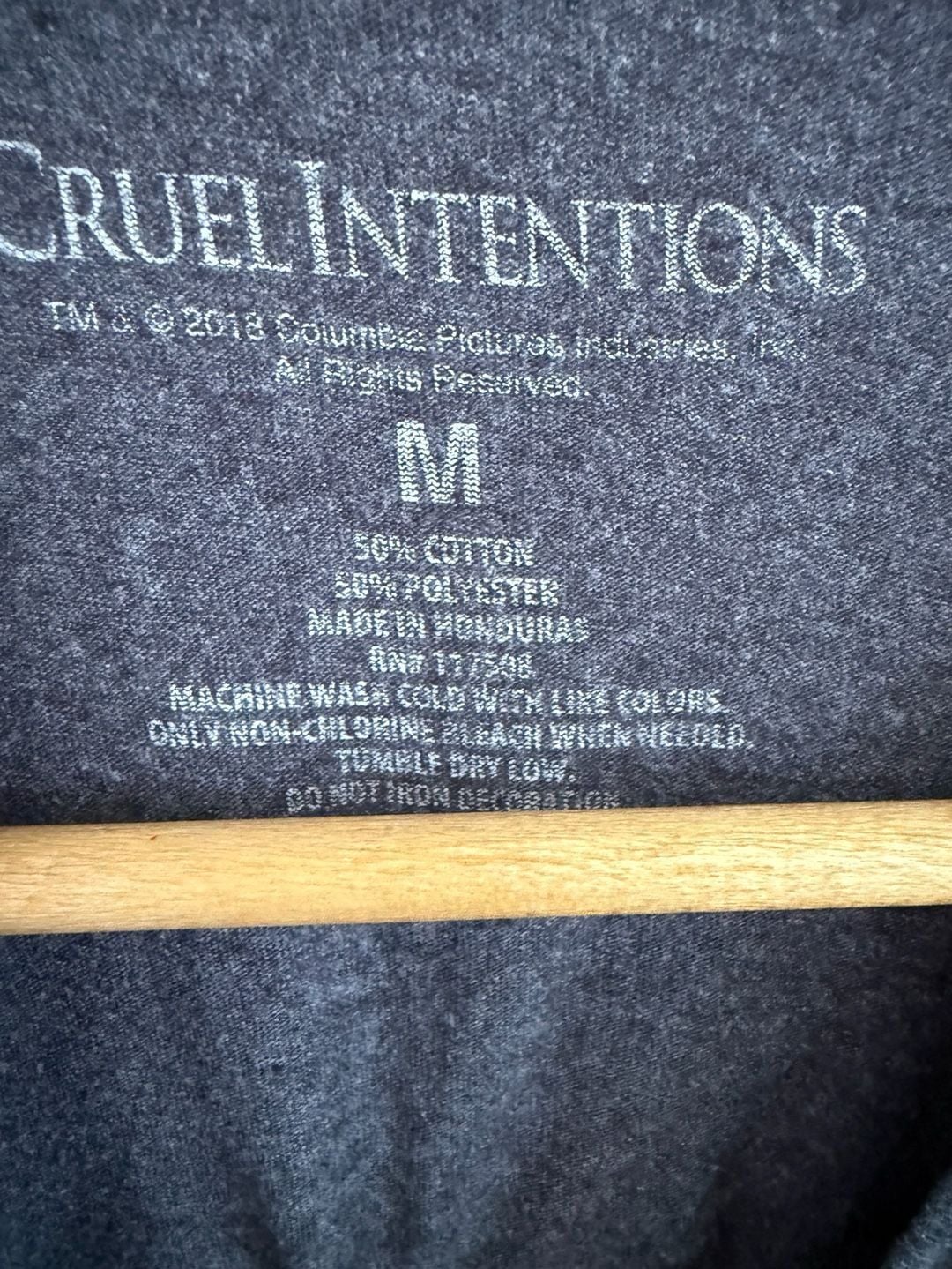 Columbia Pictures Cruel Intentions Movie T-Shirt Size M Grey 3