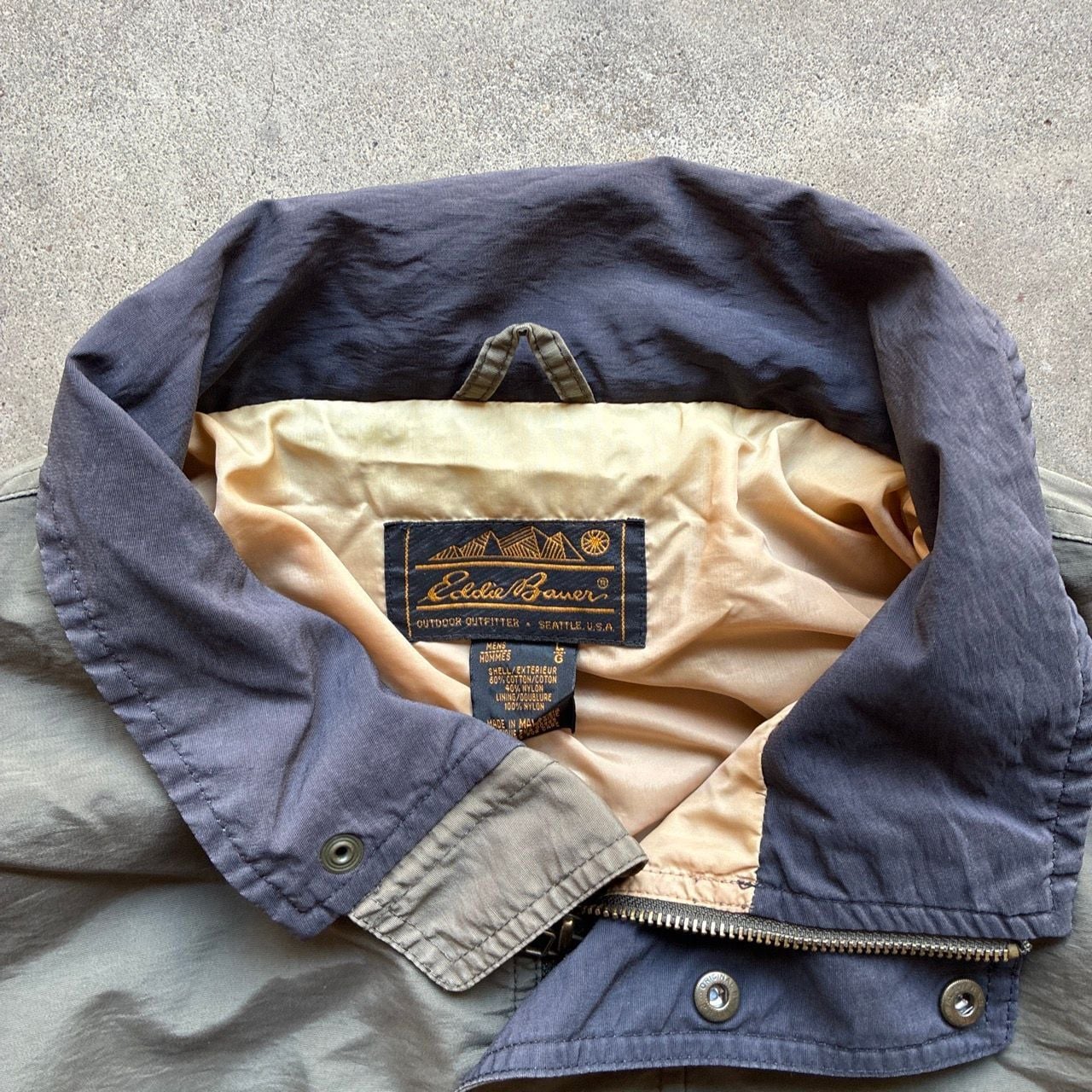 Product thumbnail 4