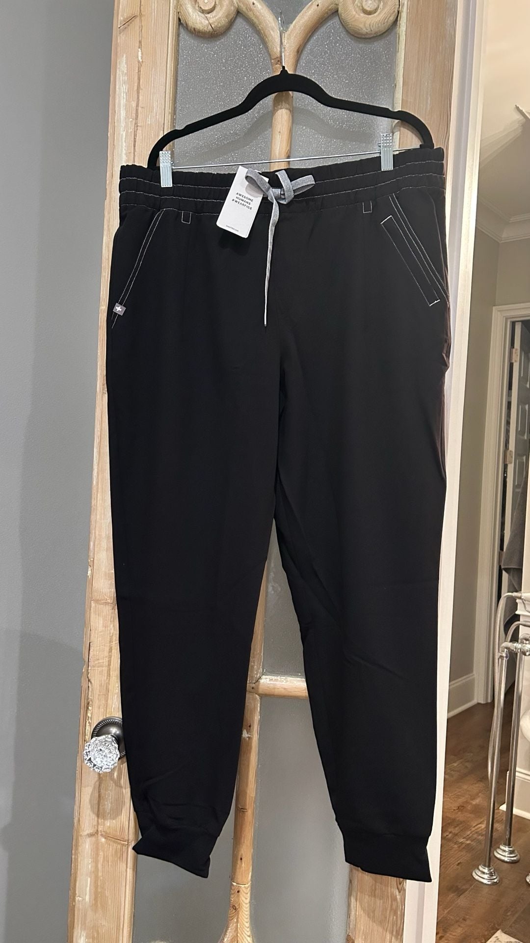 FIGS Tatu High Waisted Slim Petite Cargo Jogger Black 2XL 2