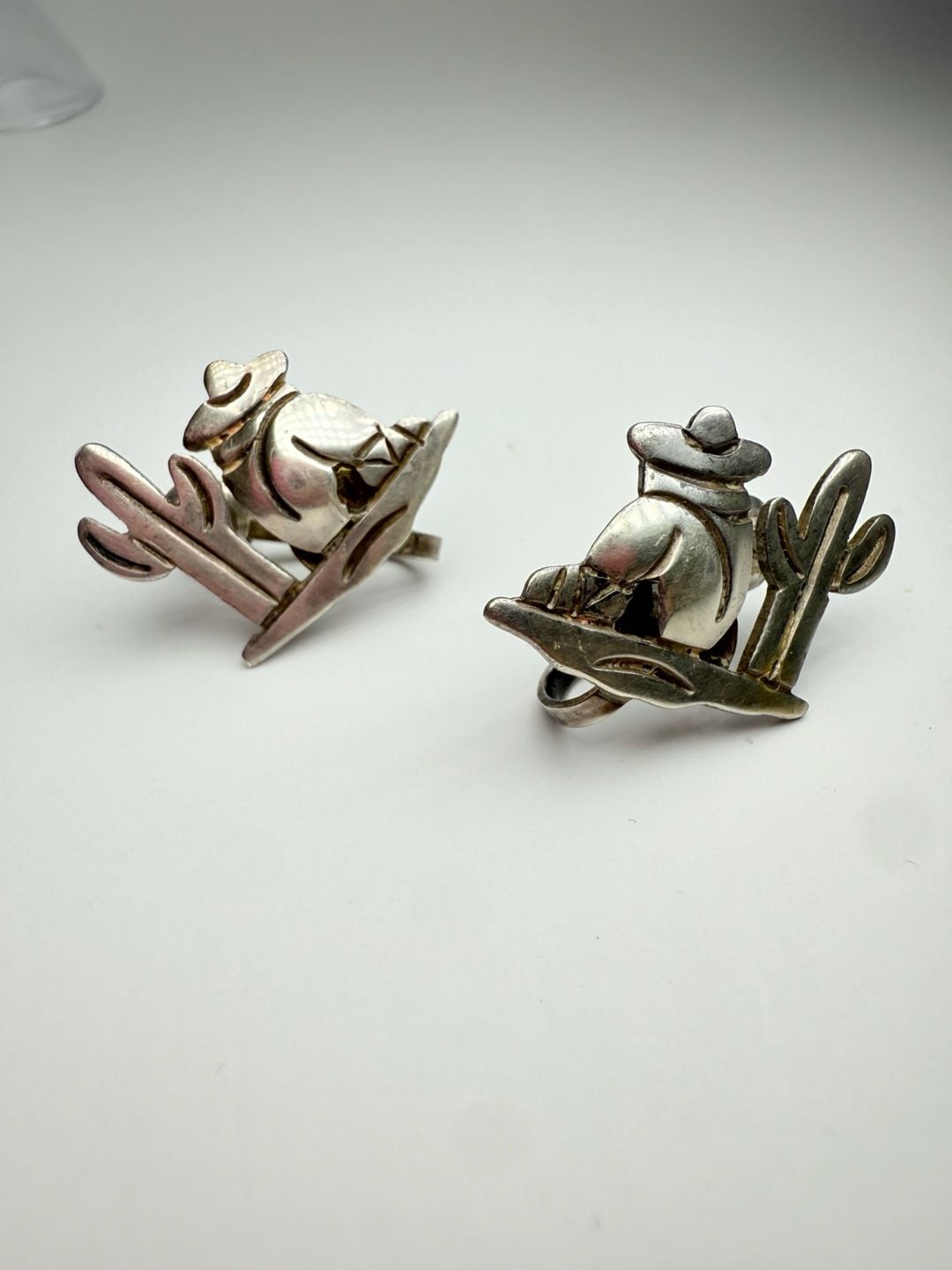 Taxco Sterling Silver Sleeping Mexican Man Sombrero Cactus Earrings 2
