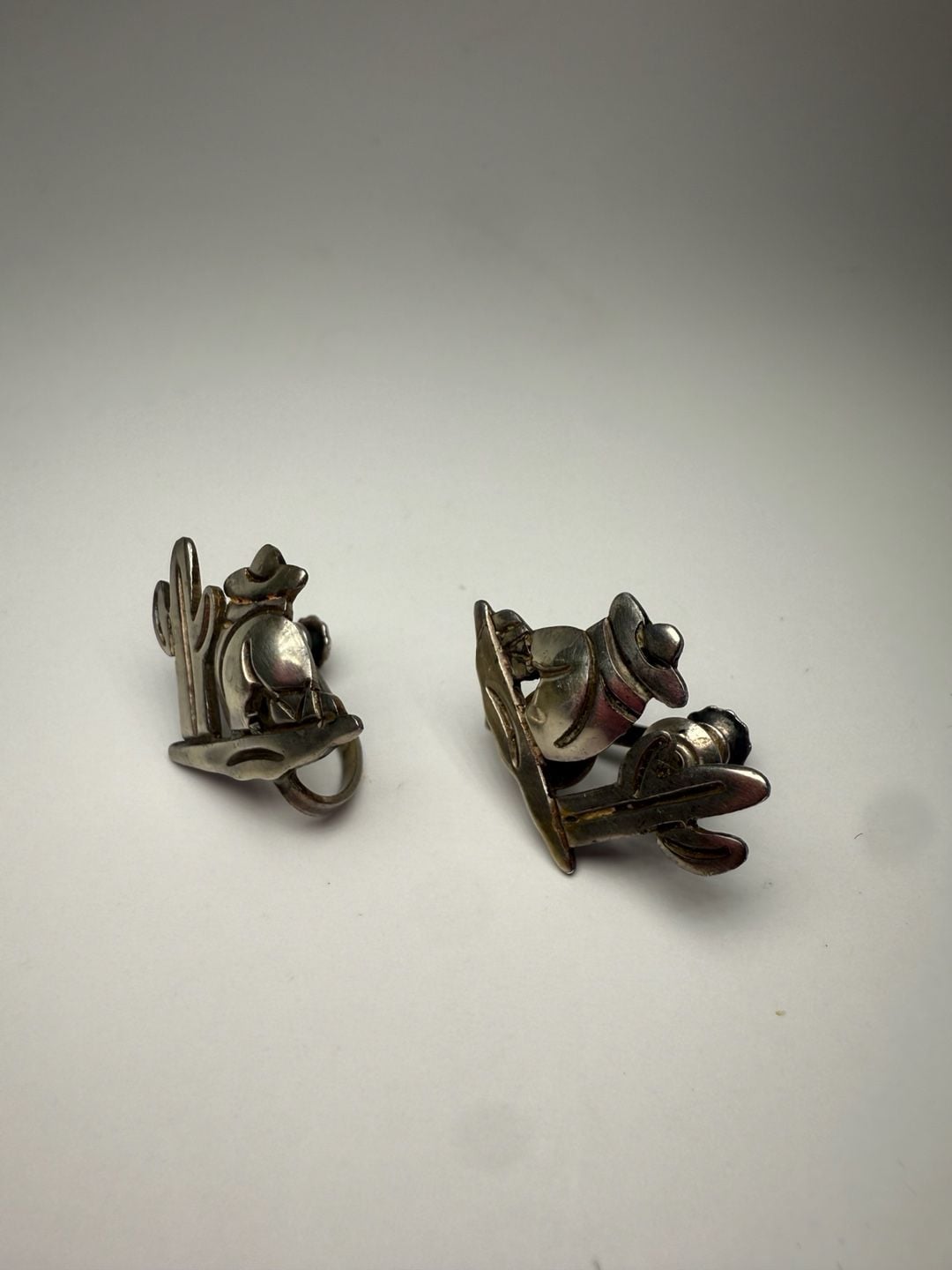 Taxco Sterling Silver Sleeping Mexican Man Sombrero Cactus Earrings 7