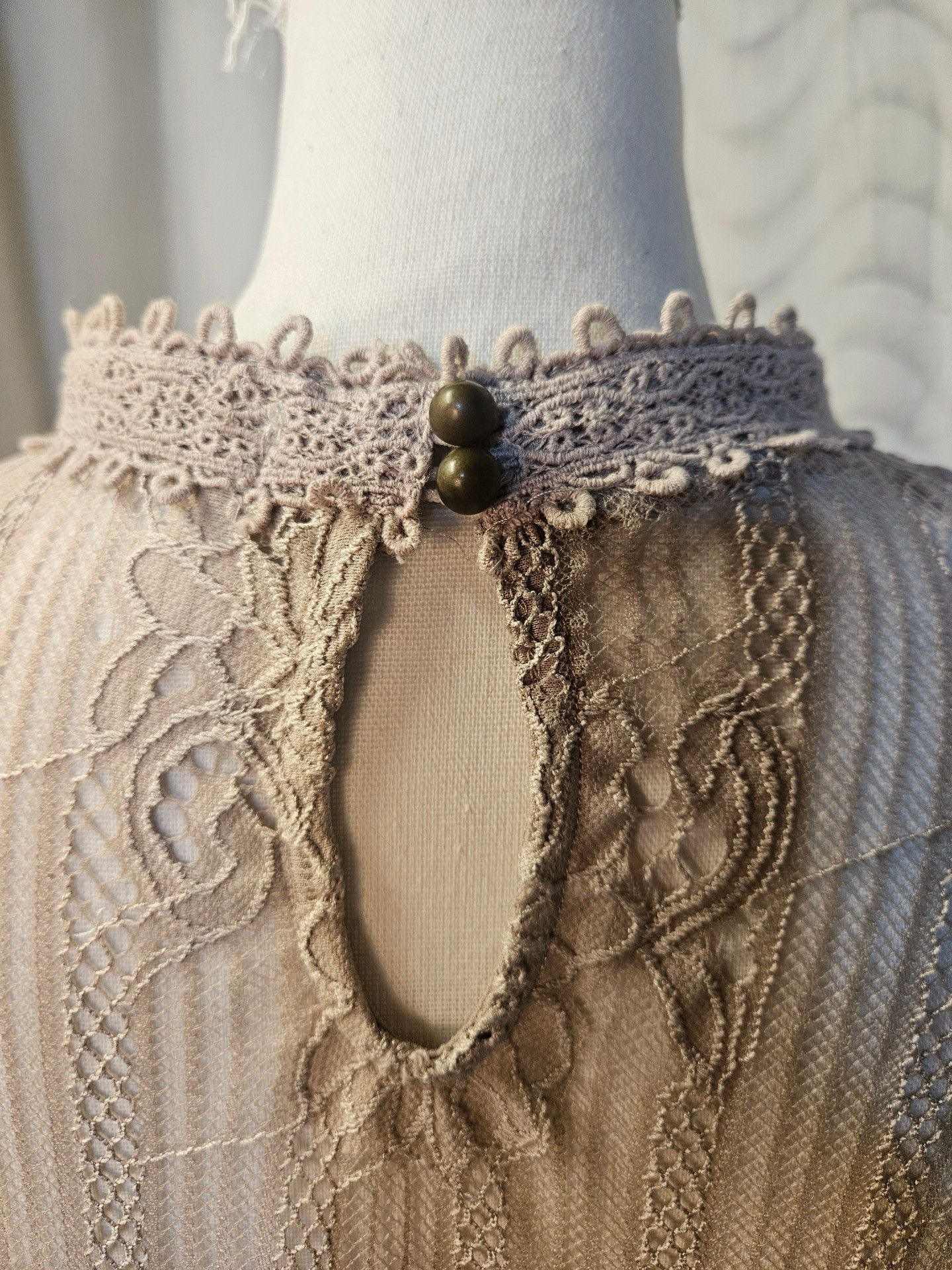 Taylor & Sage Mock Neck Lace Blouse Size S Pink Long Sleeve Overlay Top 6