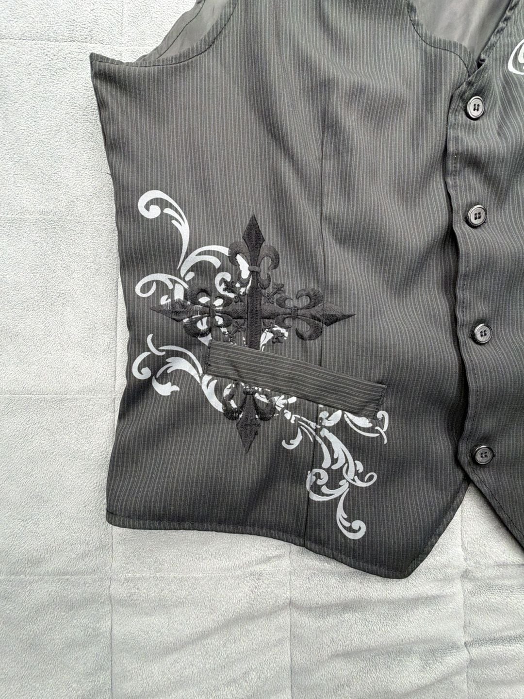 Product thumbnail 4