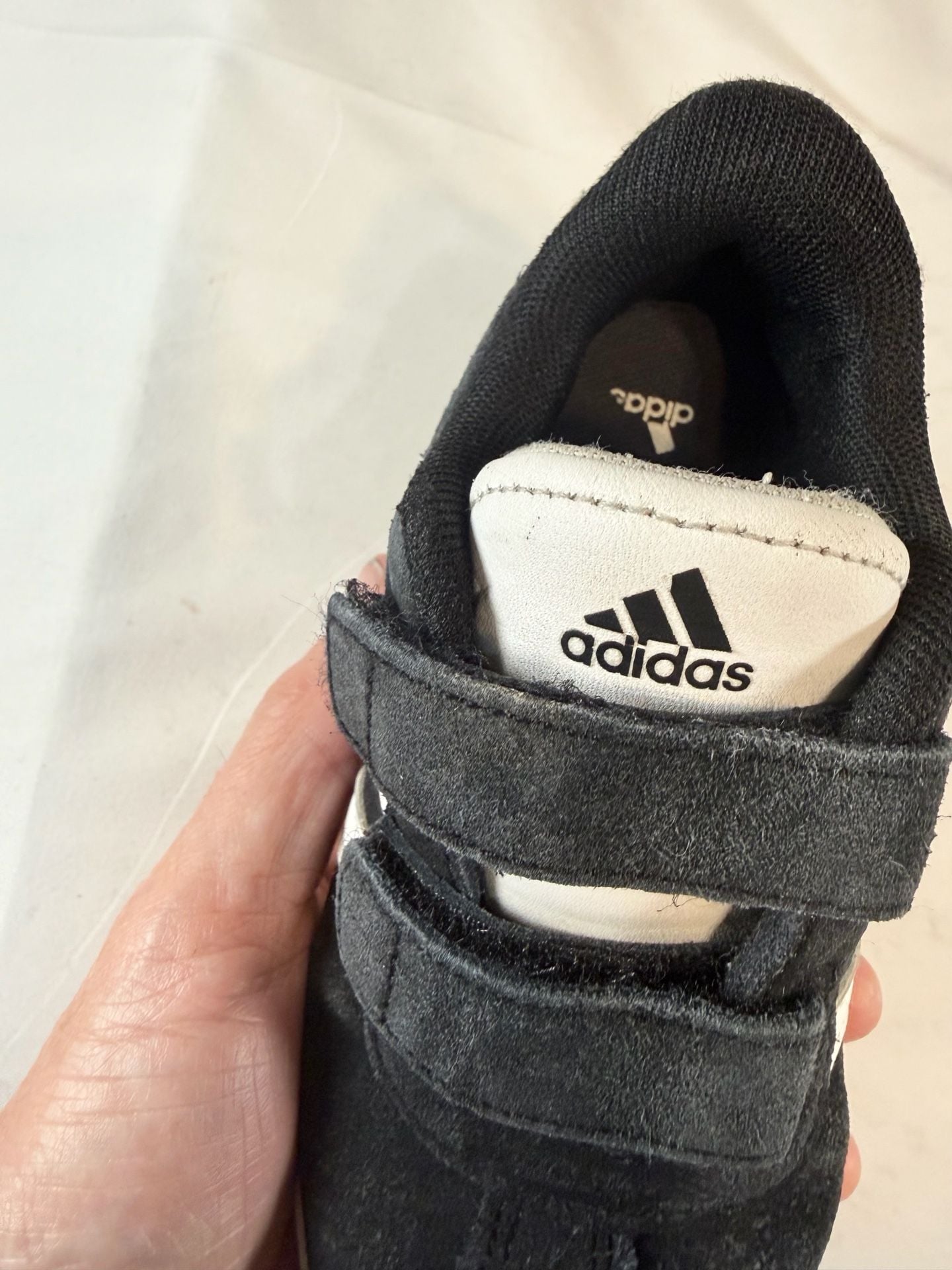 Adidas Toddler Boys Girls Size 10 Kids Black White Suede 3-Stripes Hook Loop Strap Sneakers ID9158 Retro Y2K Minimalist Preppy Heritage 8
