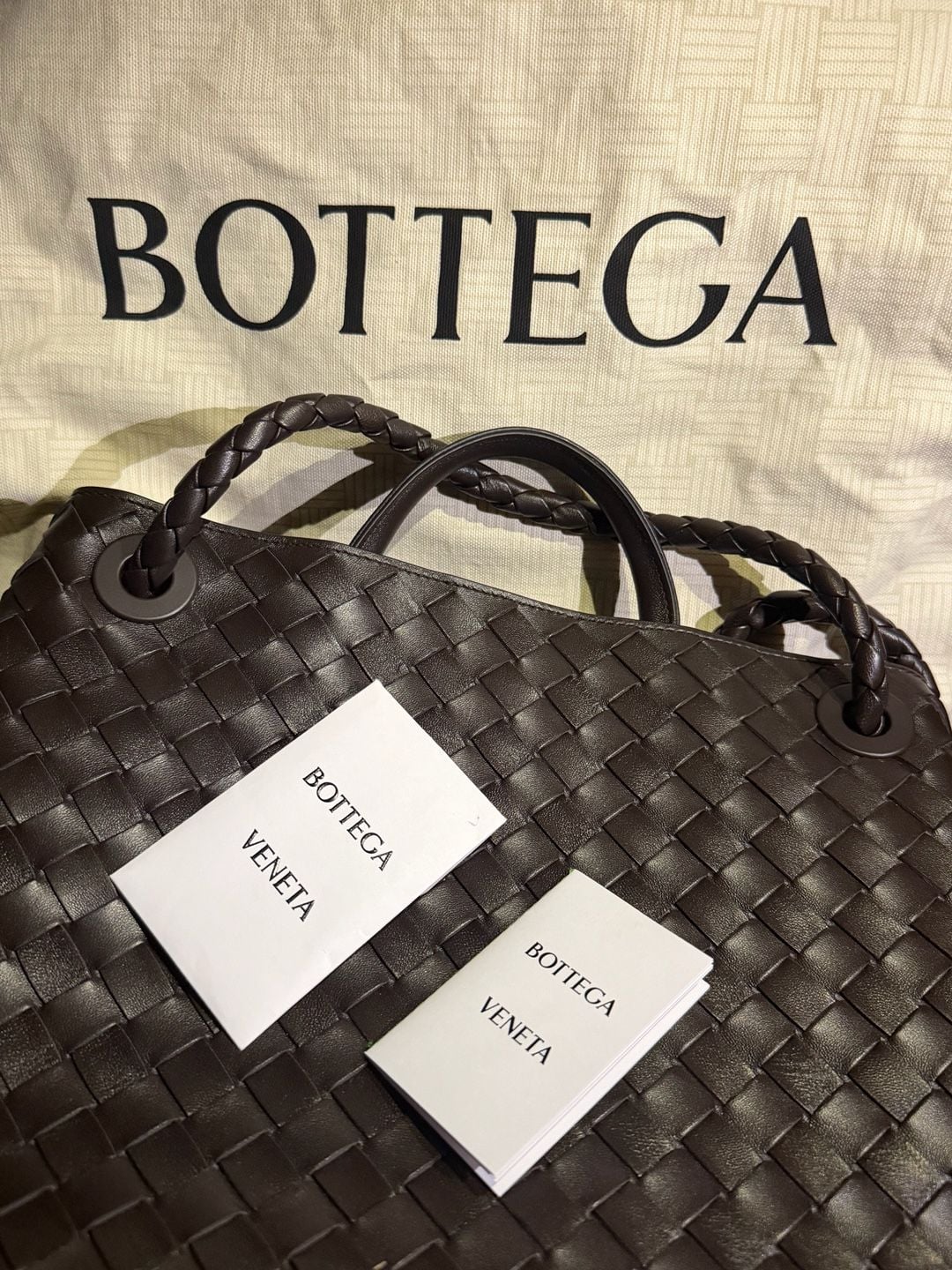 Bottega Veneta Medium Andiamo Intrecciato Shoulder Bag NWT 10