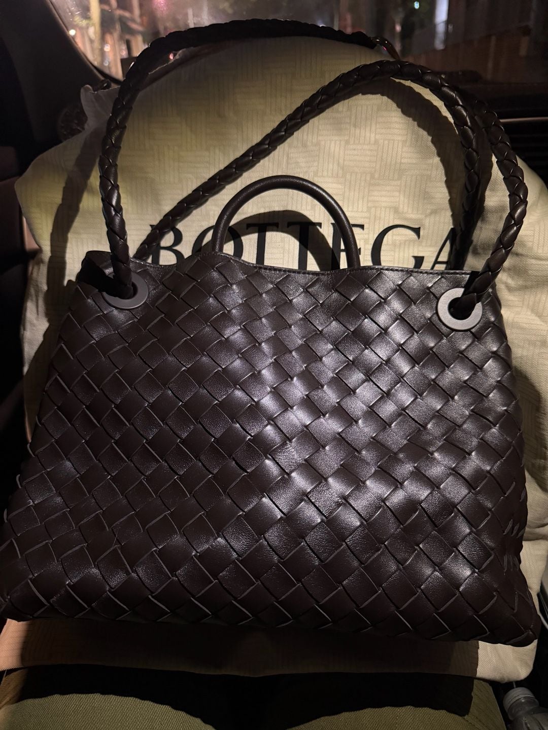 Bottega Veneta Medium Andiamo Intrecciato Shoulder Bag NWT 14