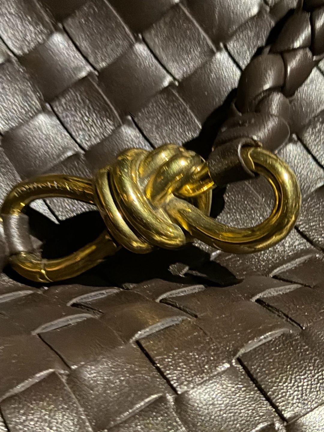 Bottega Veneta Medium Andiamo Intrecciato Shoulder Bag NWT 16
