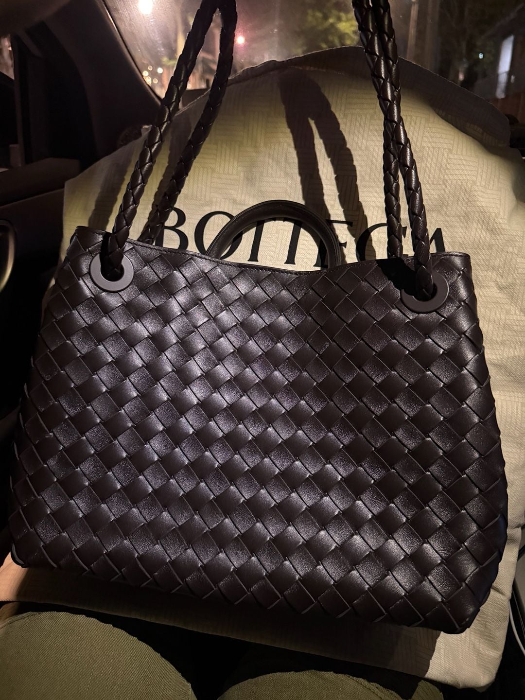 Bottega Veneta Medium Andiamo Intrecciato Shoulder Bag NWT 18