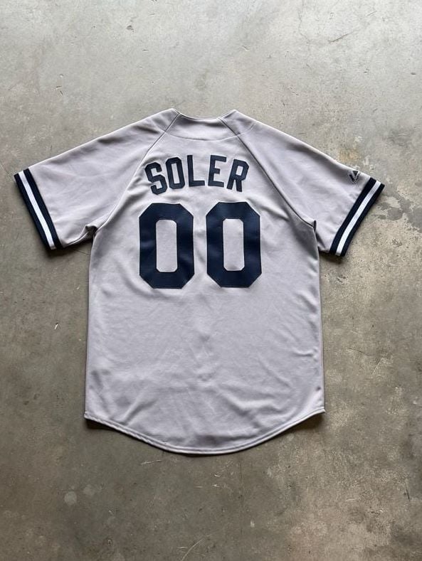 Vintage 90s Majestic New York Yankees Soler 00 Size 42 Gray Baseball Jersey 7