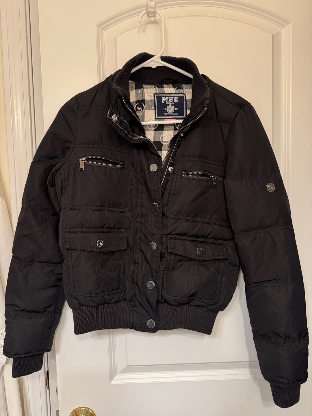 PINK Victoria's Secret Black Puffer Jacket Size S-P Plaid Lined 2