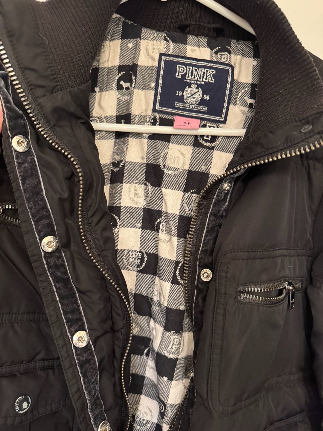 PINK Victoria's Secret Black Puffer Jacket Size S-P Plaid Lined 5