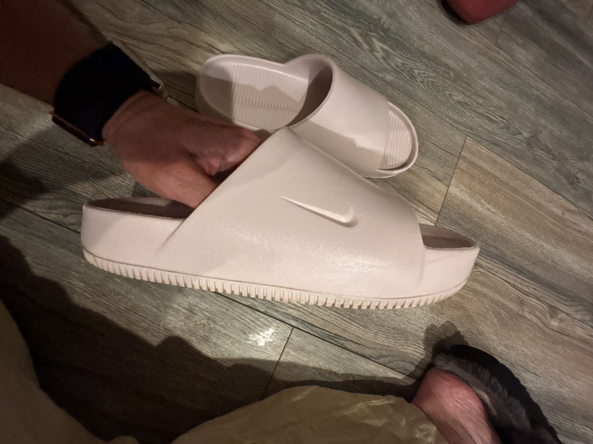Nike Calm Slide Sandals Pink Size 9.5 Indoor Outdoor Slippers 3